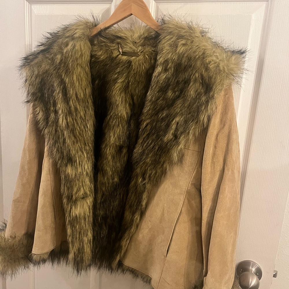 Brandon Thomas suede jacket with faux fur lining, collar and cuffs. Worn once.